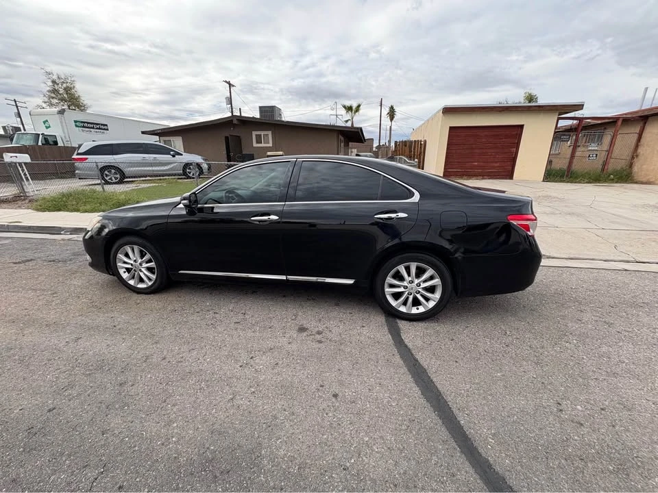 2010 Lexus ES 4th Gen - Image 6 of 14