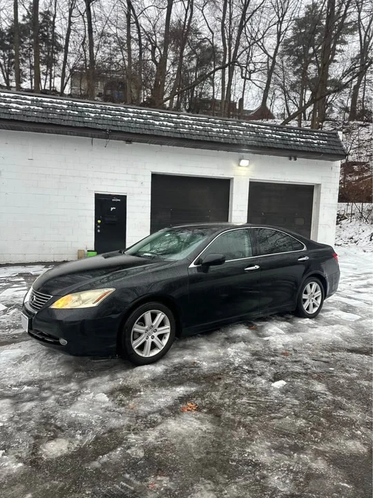 2010 Lexus ES 4th Gen - Image 3 of 5