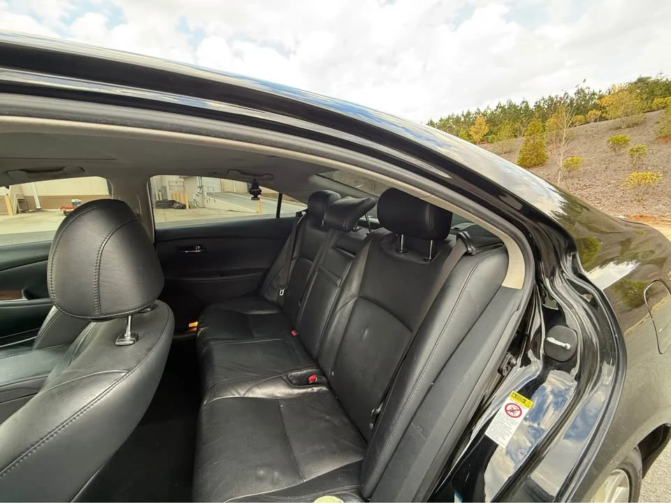 2010 Lexus ES 4th Gen - Image 12 of 13