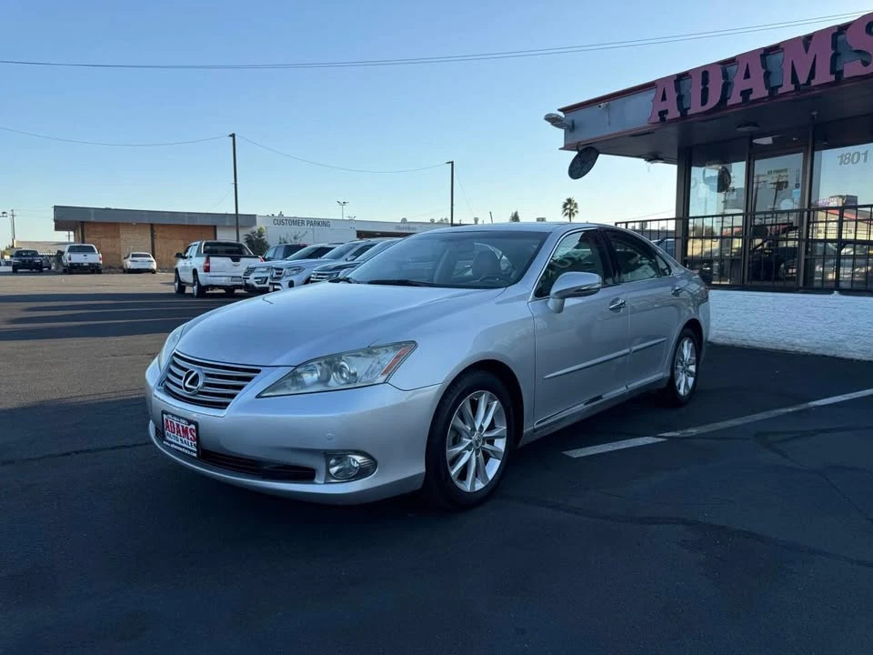 2010 Lexus ES 5th Gen - Image 5 of 15