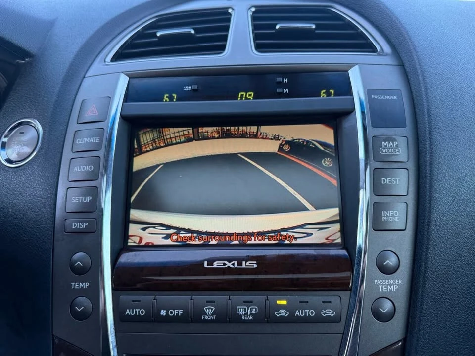 2010 Lexus ES 5th Gen - Image 15 of 15