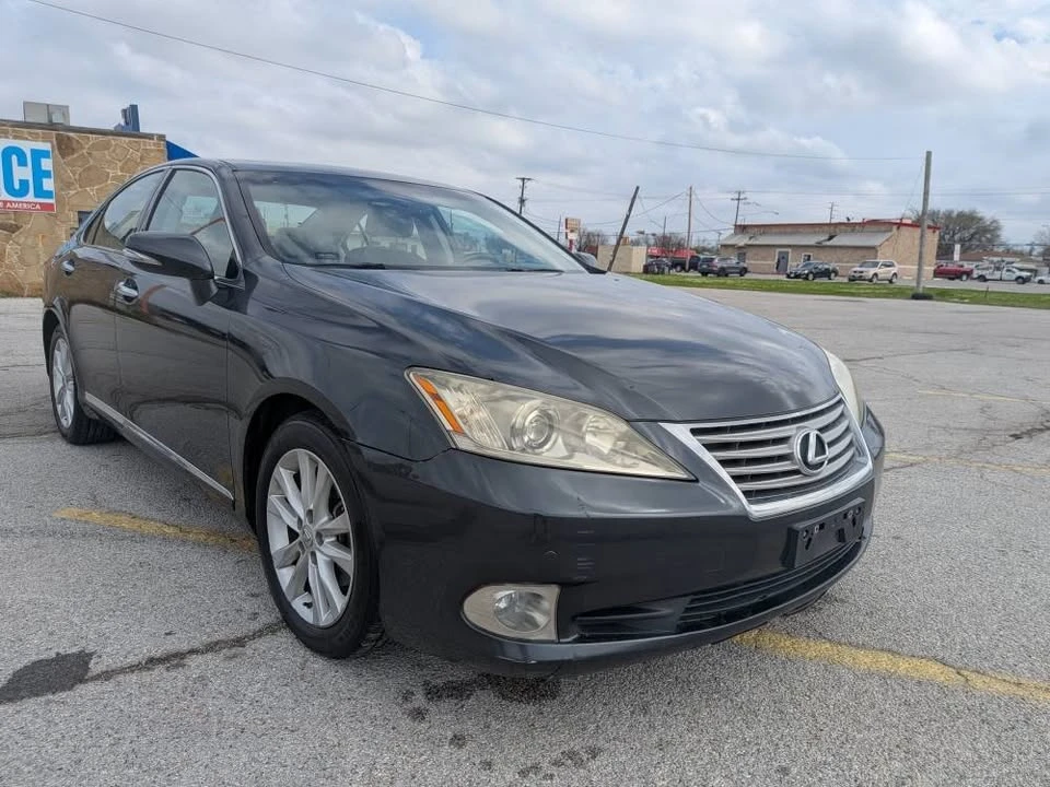 2010 Lexus ES 5th Gen - Image 9 of 10