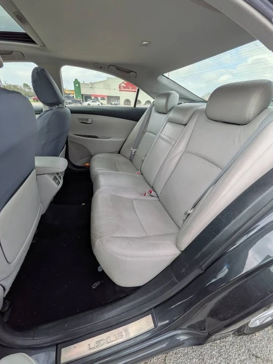 2010 Lexus ES 5th Gen - Image 10 of 10