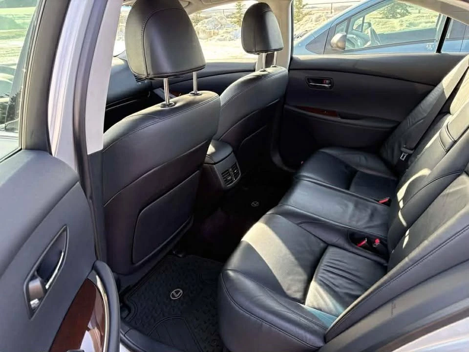 2010 Lexus ES 5th Gen - Image 10 of 12