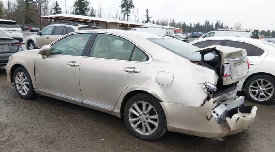2010 Lexus ES 5th Gen - Image 3 of 7