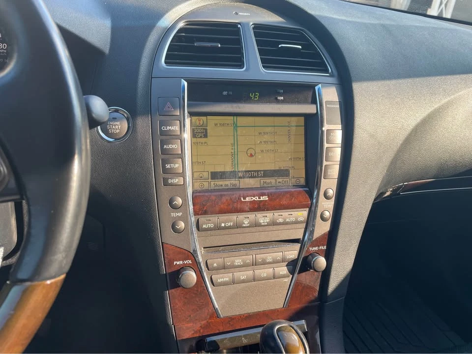 2010 Lexus ES 5th Gen - Image 6 of 7