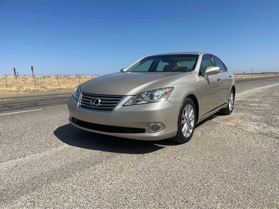 2010 Lexus ES 5th Gen - Image 10 of 14