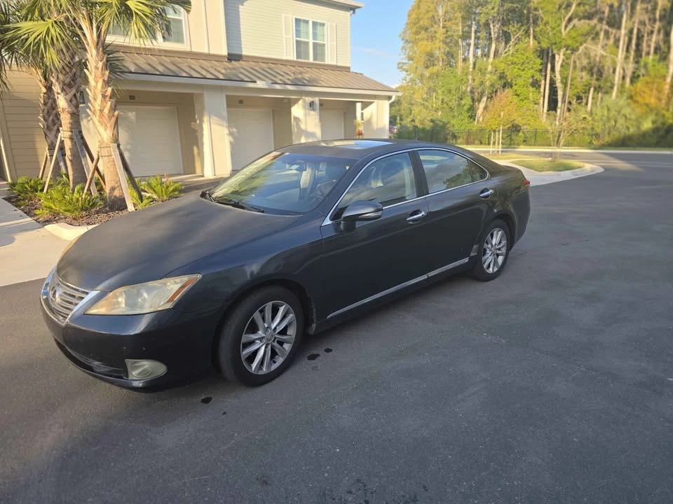 2010 Lexus ES 4th Gen - Image 4 of 11