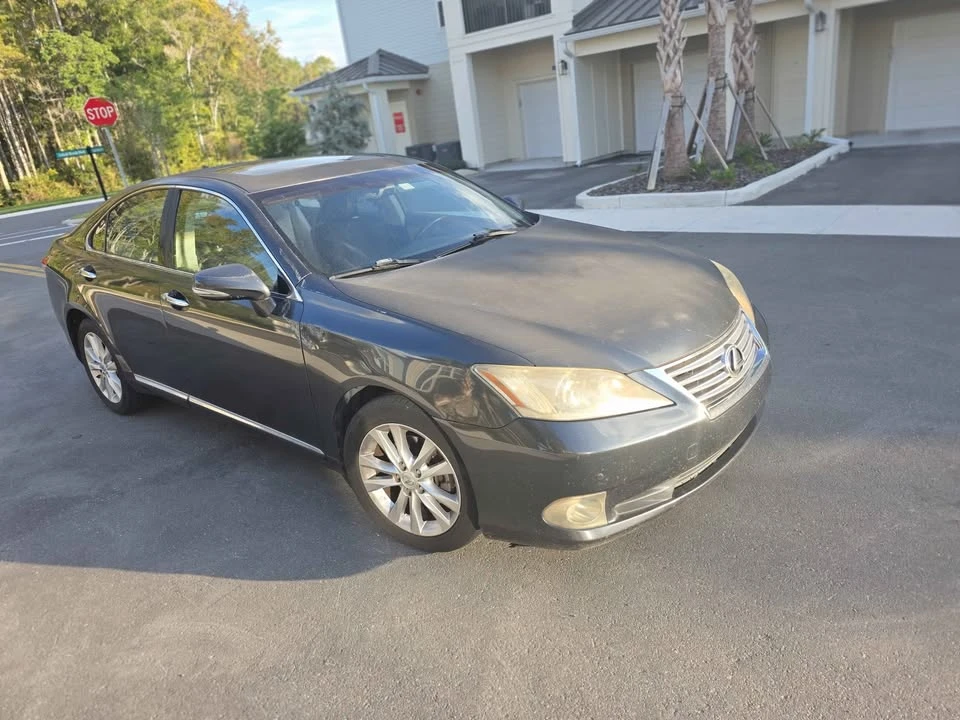 2010 Lexus ES 4th Gen - Image 7 of 11