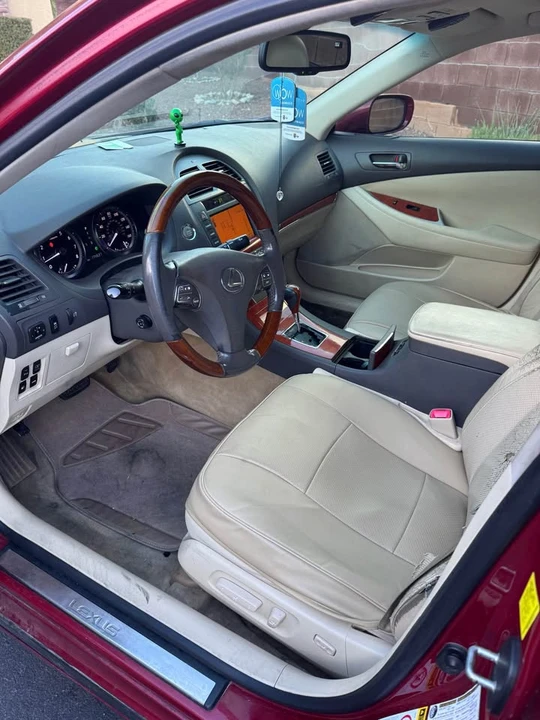 2010 Lexus ES 5th Gen - Image 9 of 20