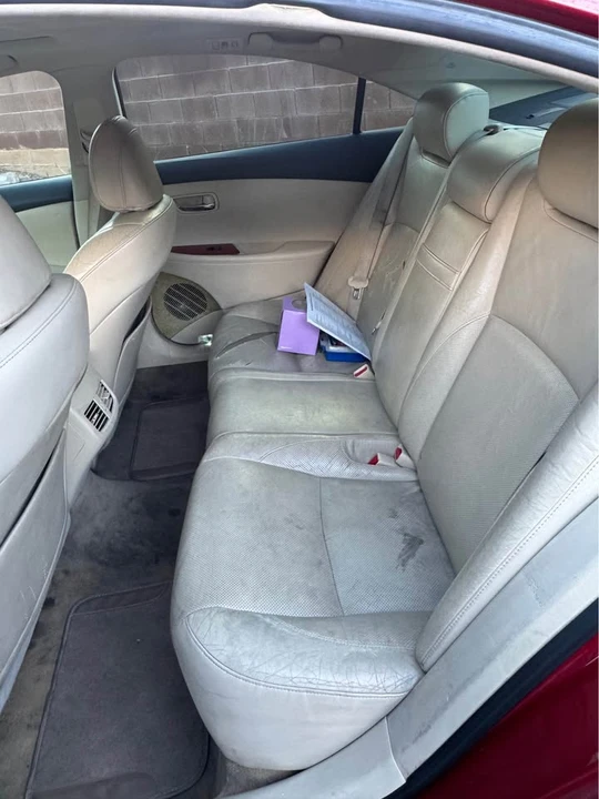 2010 Lexus ES 5th Gen - Image 14 of 20