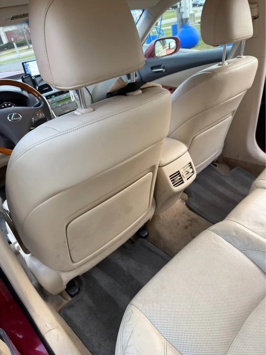 2010 Lexus ES 5th Gen - Image 14 of 19