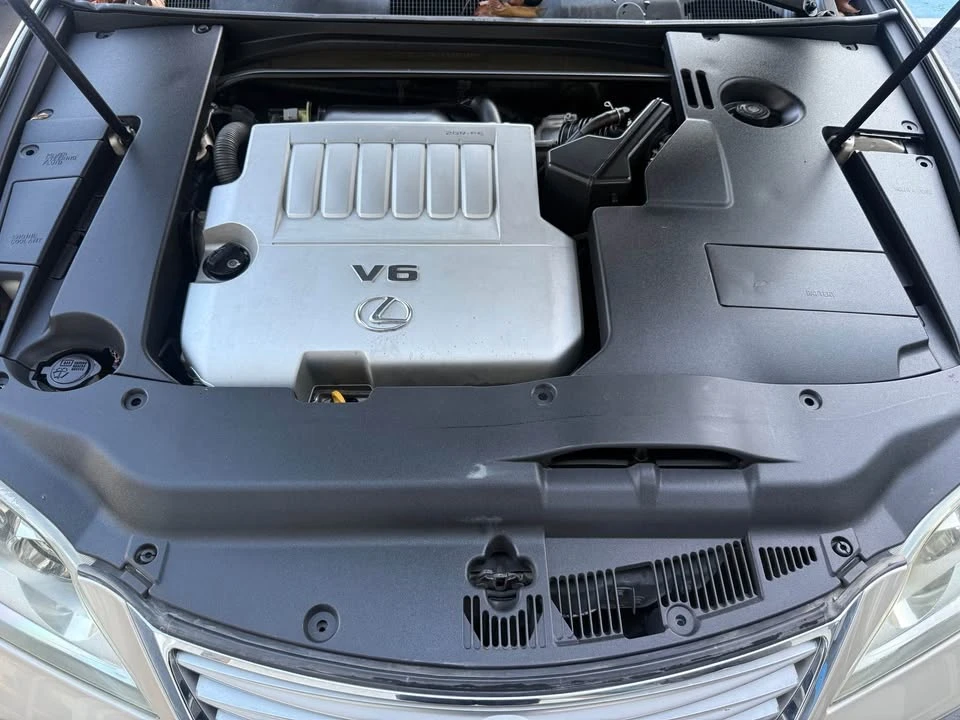 2010 Lexus ES 5th Gen - Image 15 of 15