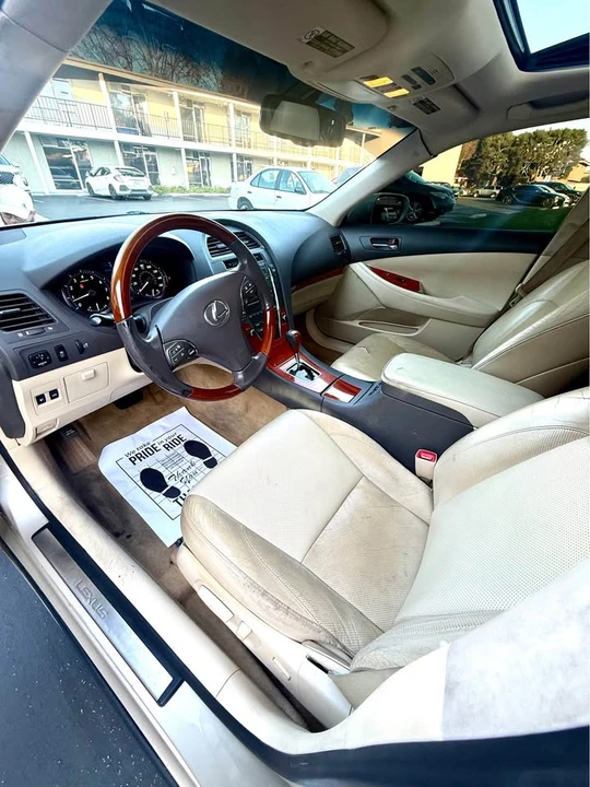 2010 Lexus ES 5th Gen - Image 9 of 15