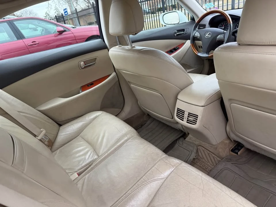 2010 Lexus ES 5th Gen - Image 6 of 7
