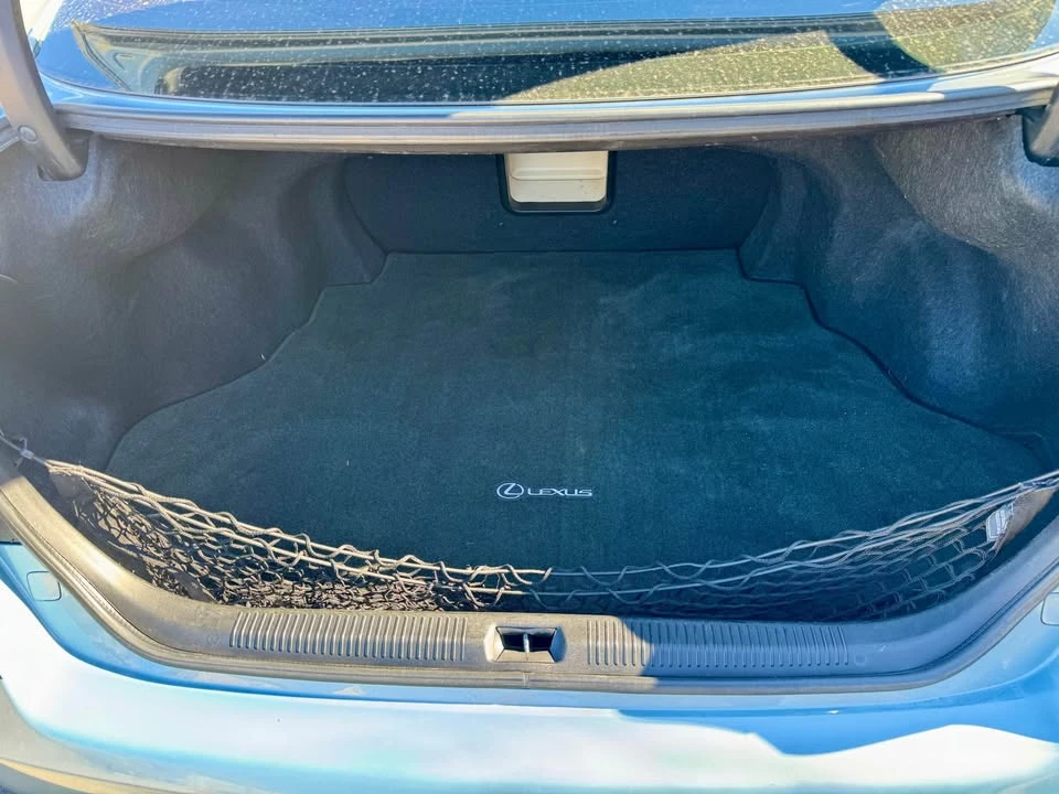 2010 Lexus ES 5th Gen - Image 11 of 11