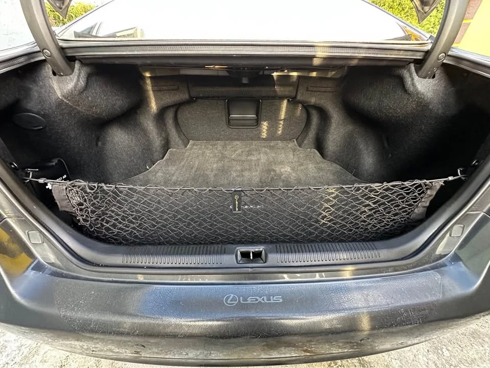 2010 Lexus ES 4th Gen - Image 11 of 20