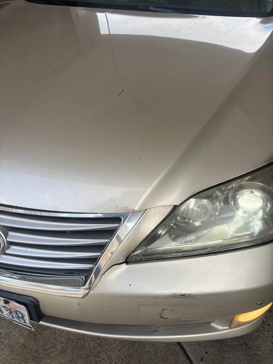 2010 Lexus ES 5th Gen - Image 9 of 15