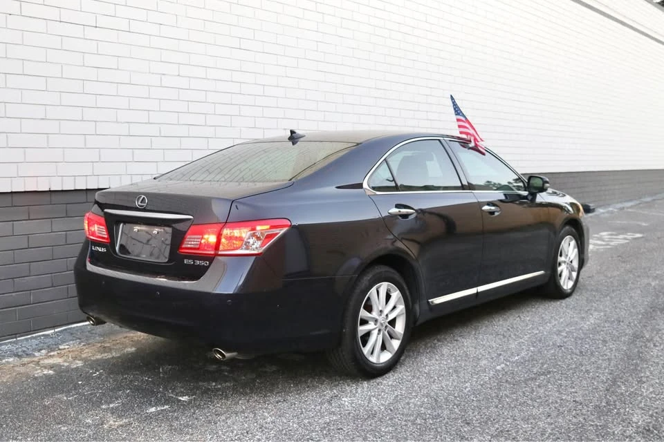 2010 Lexus ES 5th Gen - Image 6 of 19