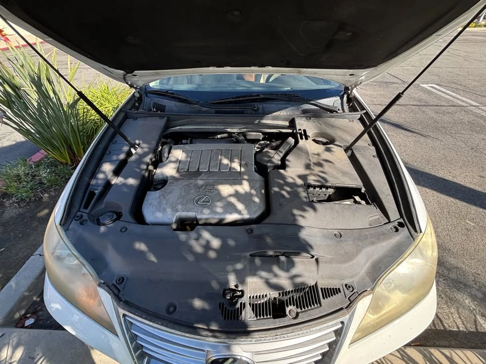 2010 Lexus ES 5th Gen - Image 6 of 12