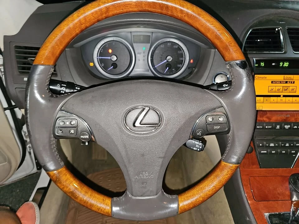 2010 Lexus ES 5th Gen - Image 12 of 12