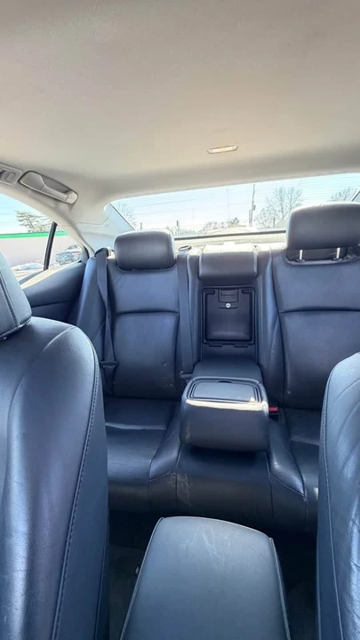 2010 Lexus ES 5th Gen - Image 12 of 14
