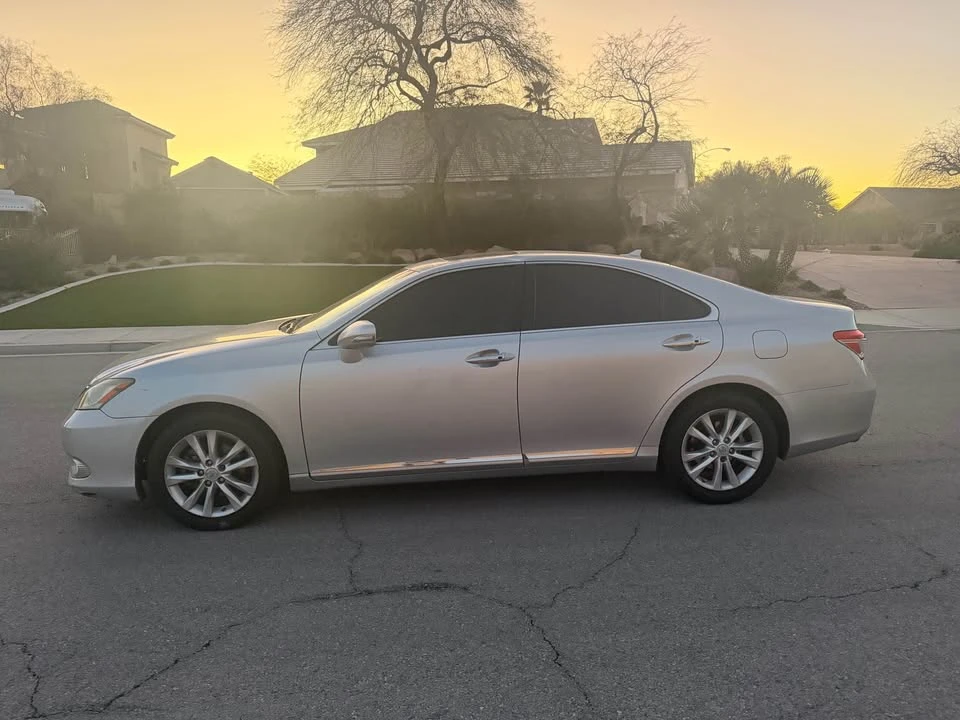 2010 Lexus ES 5th Gen - Image 6 of 18
