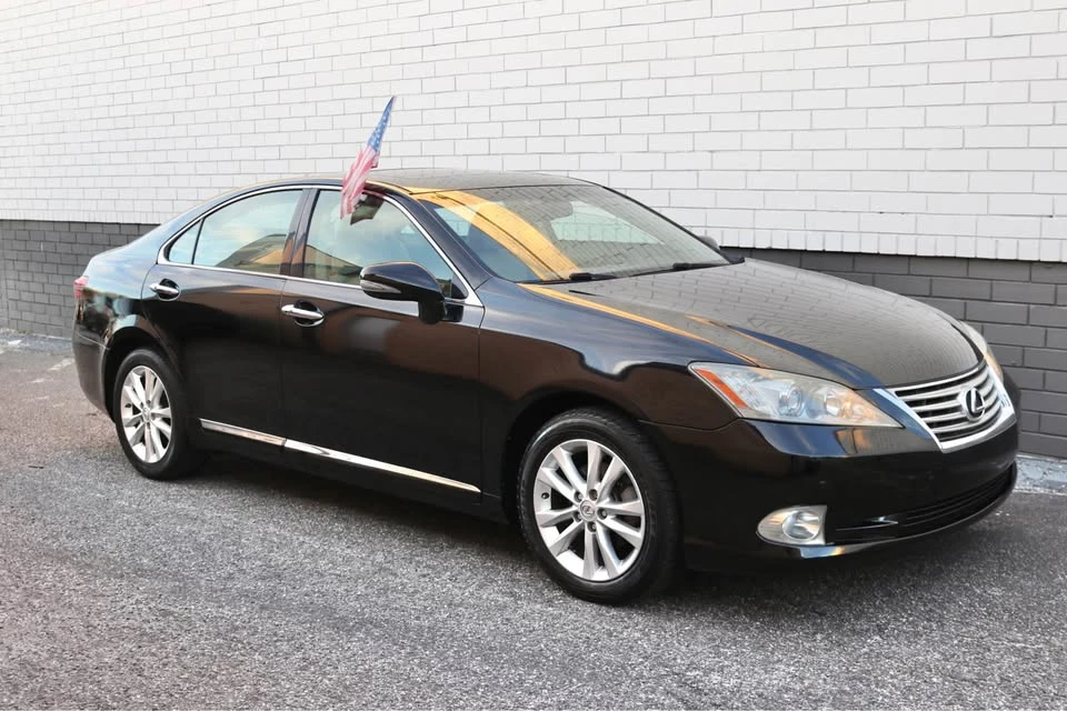 2010 Lexus ES 5th Gen - Image 8 of 19