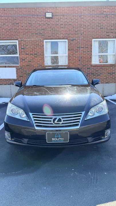 2010 Lexus ES 5th Gen - Image 5 of 18