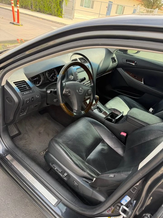 2010 Lexus ES 5th Gen - Image 8 of 12