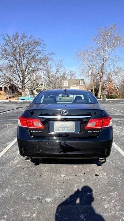 2010 Lexus ES 5th Gen - Image 8 of 18