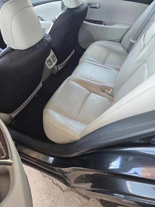 2010 Lexus ES 5th Gen - Image 10 of 11