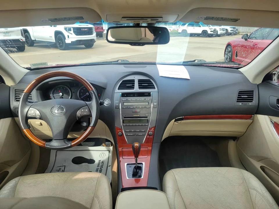 2010 Lexus ES 5th Gen - Image 7 of 12