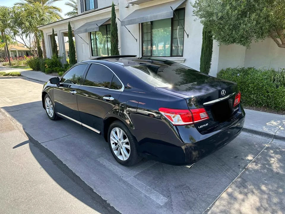 2010 Lexus ES 5th Gen - Image 12 of 12