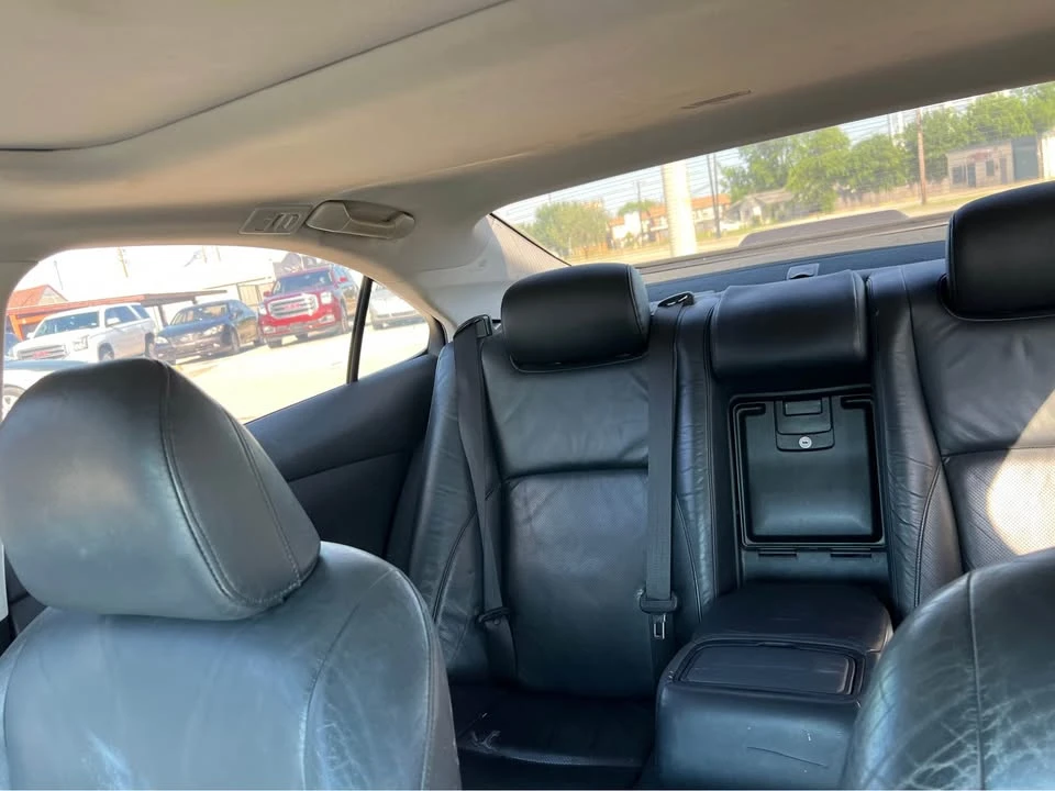 2010 Lexus ES 5th Gen - Image 13 of 16