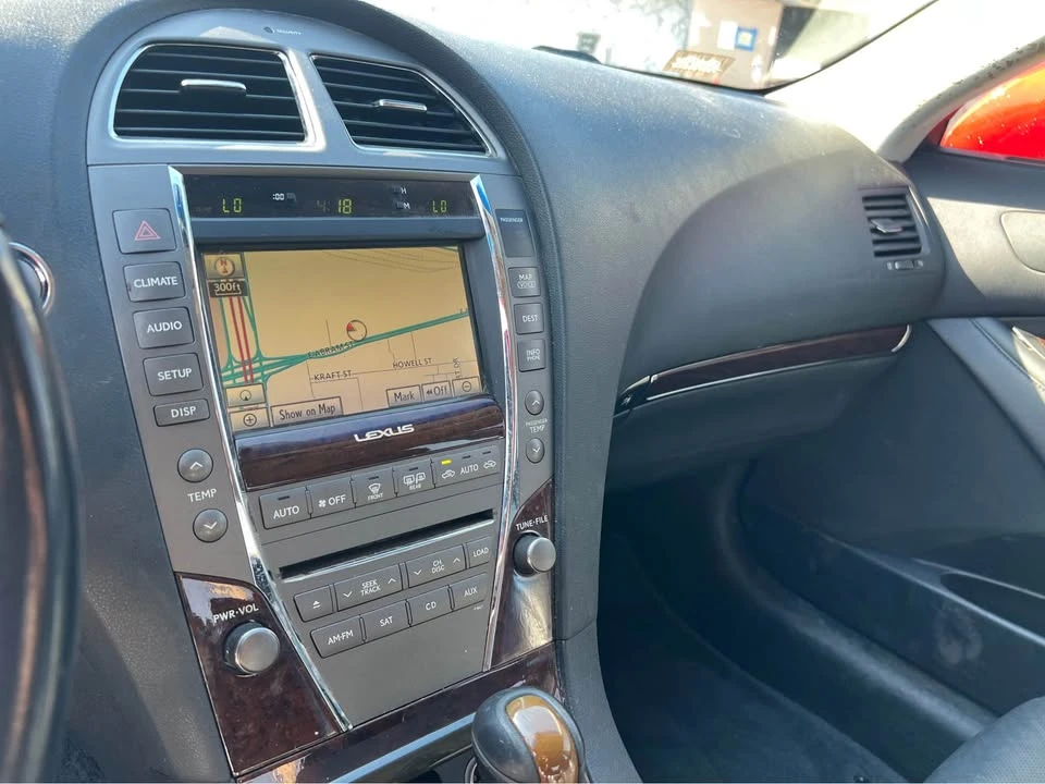 2010 Lexus ES 5th Gen - Image 14 of 16