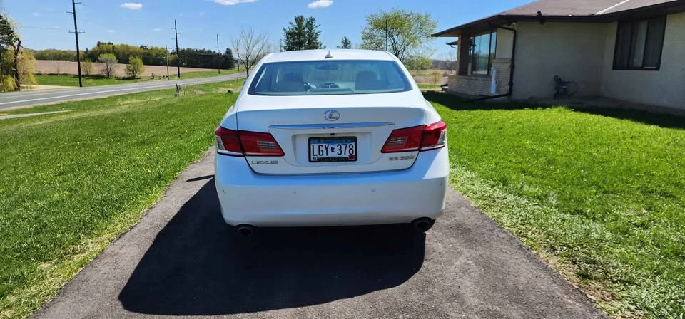 2010 Lexus ES 5th Gen - Image 6 of 8
