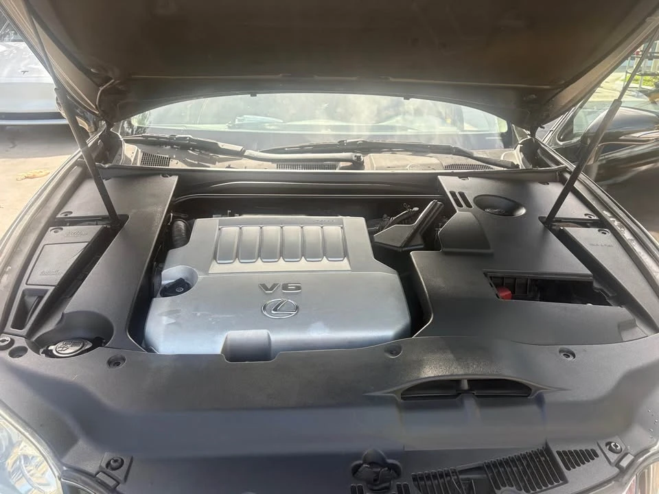 2010 Lexus ES 5th Gen - Image 14 of 14