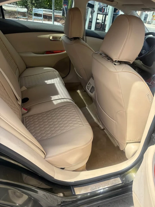 2010 Lexus ES 5th Gen - Image 10 of 14