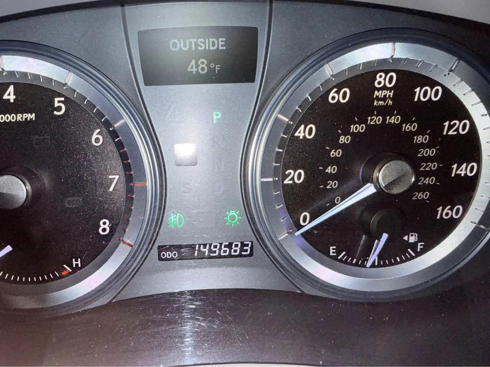 2010 Lexus ES 5th Gen - Image 8 of 10