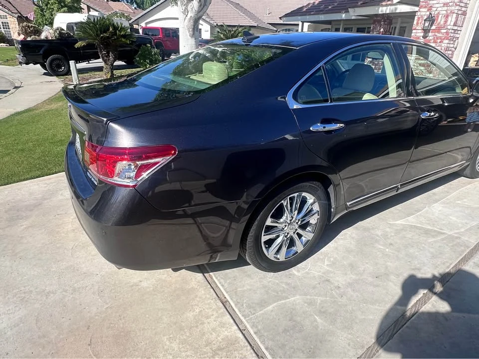 2010 Lexus ES 5th Gen - Image 6 of 7