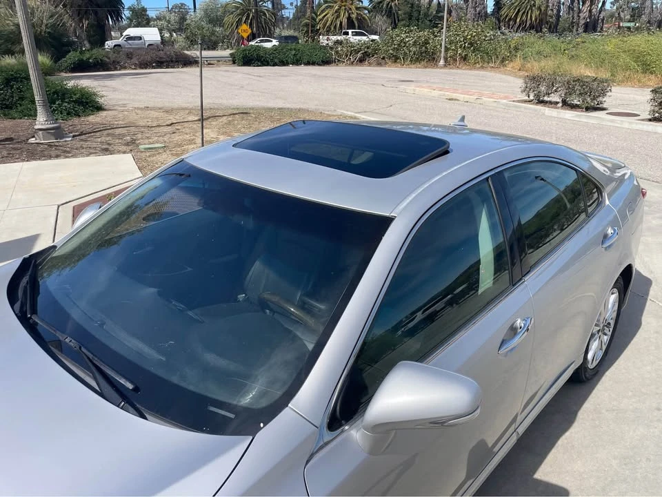 2010 Lexus ES 5th Gen - Image 12 of 14