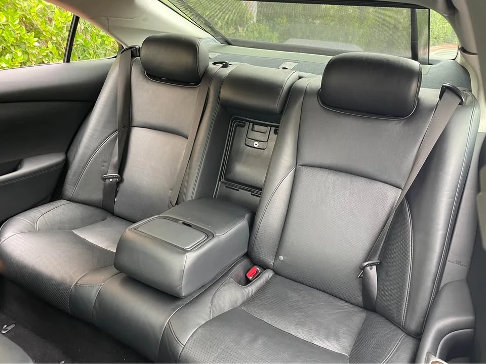 2010 Lexus ES 5th Gen - Image 11 of 14
