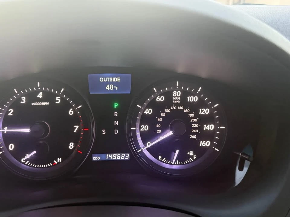 2010 Lexus ES 5th Gen - Image 8 of 10