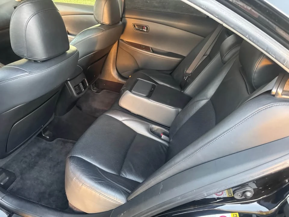 2010 Lexus ES 5th Gen - Image 6 of 11