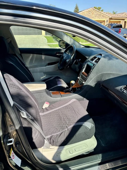 2010 Lexus ES 5th Gen - Image 13 of 20