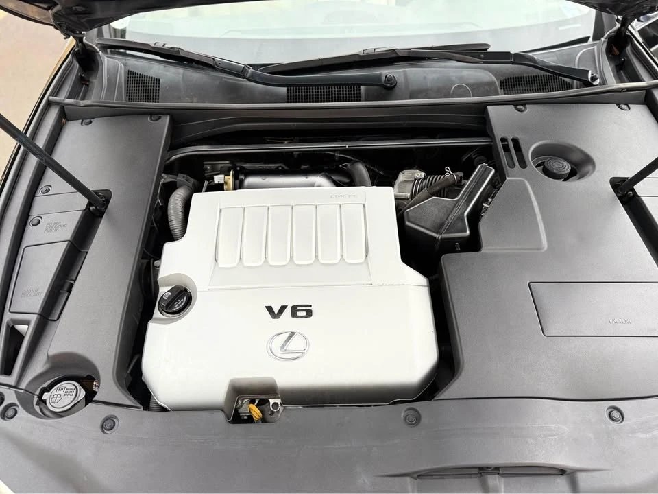 2010 Lexus ES 4th Gen - Image 14 of 18
