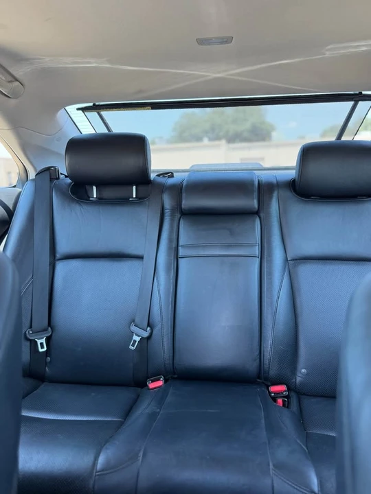 2010 Lexus ES 5th Gen - Image 12 of 14
