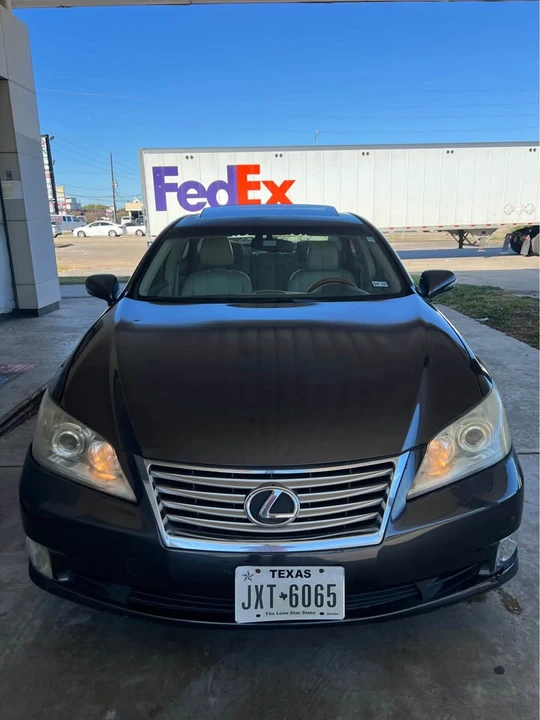 2010 Lexus ES 5th Gen - Image 8 of 16