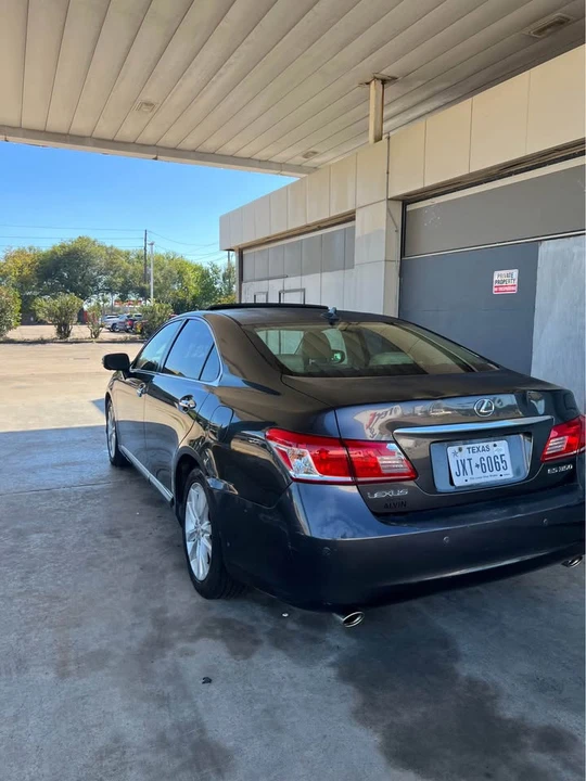 2010 Lexus ES 5th Gen - Image 7 of 16